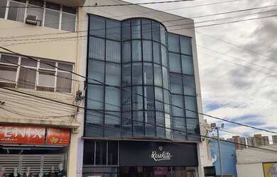 Imagem: O depósito possui 300m² de Área e está localizado em Centro