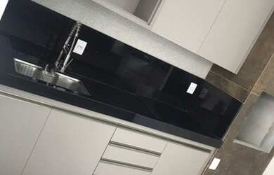 Imagem 6: Casa de condomínio para venda possui 160 metros quadrados com 3 quartos