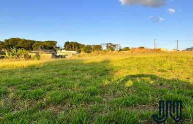 Imagem: O terreno possui 360m² de Área e está localizado em Setor