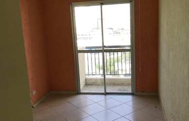 Imagem: O apartamento possui 2 Dormitórios, 1 Banheiro, 2 Vagas na