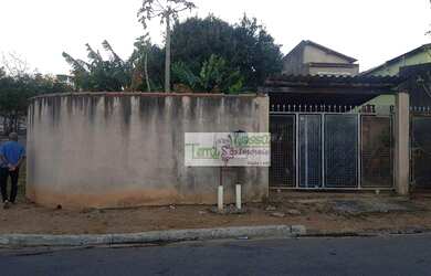 Imagem: O terreno possui 300m² de Área e está localizado em João