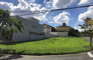 Imagem: O terreno possui 476m² de Área e está localizado em Jardim