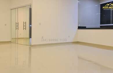 Imagem 4: Casa no condomínio Novo Leblon, ampla, esquina, lote com 334m