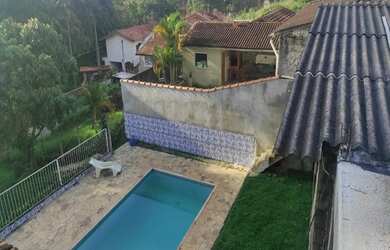 Imagem: A chácara possui 160m² de Área e está localizado em Rosário