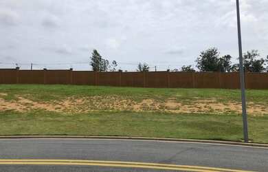 Imagem: O terreno possui 565m² de Área e está localizado em Vila