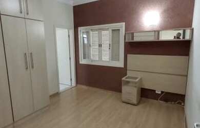 Imagem 9: Sobrado a venda no condomínio coleginho, entre em contato e agende sua visita!