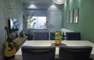 Imagem: A casa em condomínio possui 2 Dormitórios, 2 Banheiros, 2