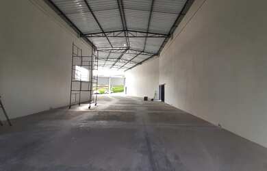 Imagem 9: Galpão ao lado da Rodovia Fernão Dias em Atibaia - SP