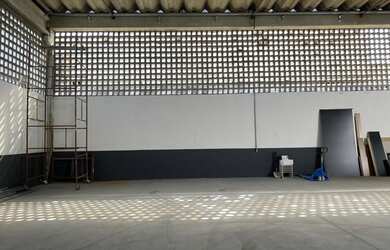 Imagem 9: Galpão/Depósito/Armazém para aluguel e venda possui 800 metros quadrados