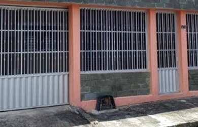 Imagem 1: CASA À VENDA - NOVO ALEIXO