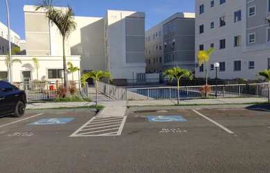 Imagem: O apartamento possui 2 Dormitórios, 1 Banheiro, 1 Vaga na garagem