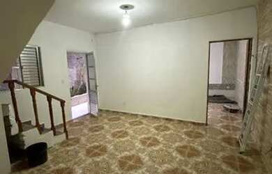 Imagem: A casa possui 1 Dormitório, 1 Banheiro, 40m² de Área e está