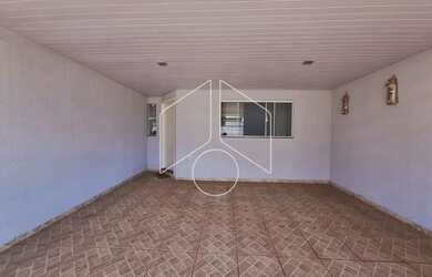 Imagem: A casa possui 3 Dormitórios, 3 Banheiros, 2 Vagas na garagem