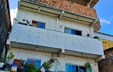 Imagem: A casa possui 2 Dormitórios e 2 Banheiros e está localizado