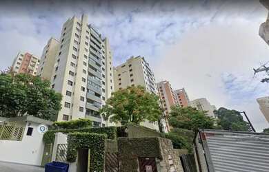Imagem: O apartamento possui 3 Dormitórios, 3 Banheiros, 2 Vagas na