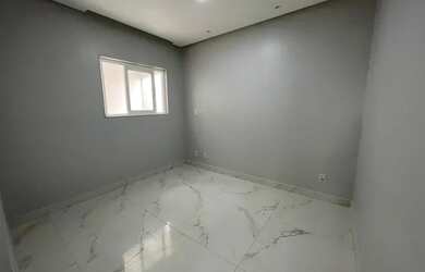 Imagem: A casa em condomínio possui 2 Dormitórios, 2 Banheiros, 2