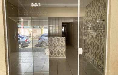 Imagem: A casa possui 2 Dormitórios, 2 Banheiros, 10m² de Área e