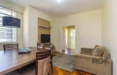 Imagem: O apartamento à venda possui 3 Dormitórios, 2 Banheiros e