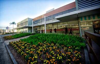 Imagem: O depósito possui 84m² de Área e está localizado em Kobrasol