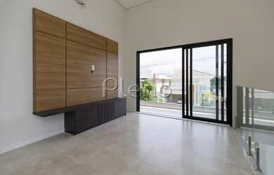 Imagem 2: Venda Casa com 235,00 metroQuadrado, 3 dormitório s , 2 vaga s . Swiss...