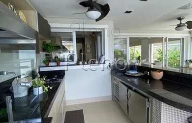 Imagem 8: Venda Casa com 270,00 metroQuadrado, 3 dormitório s , 4 vaga s . Swiss...