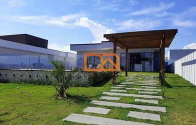 Imagem: Casa moderna com 3 suítes