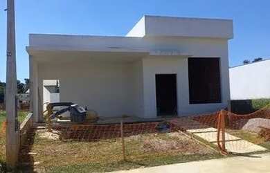 Imagem: A casa em condomínio possui 3 Dormitórios, 4 Banheiros, 2