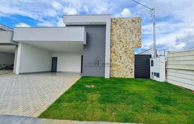 Imagem: A casa em condomínio possui 3 Dormitórios, 4 Banheiros, 4