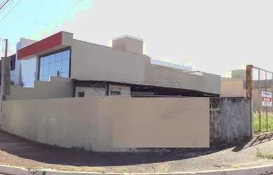 Imagem: O terreno possui 840m² de Área e está localizado em Alto