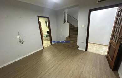 Imagem: A casa possui 2 Dormitórios, 2 Banheiros, 1 Vaga na garagem