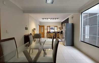 Imagem 3: Casa Sobrado - Villa Branca - Jacareí - 3 Dormitórios - 192m²