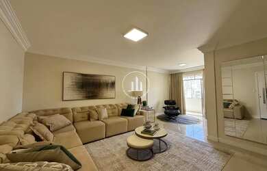 Imagem: O apartamento possui 3 Dormitórios, 2 Banheiros, 1 Vaga na