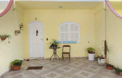 Imagem: A casa em condomínio à venda possui 2 Dormitórios, 2 Banheiros