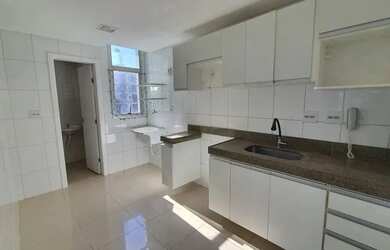 Imagem 4: MORE NA QUADRA DO MAR COM EXCELENTE INFRAESTRUTURA