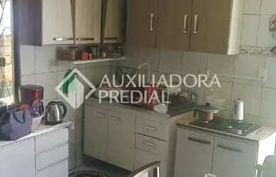 Imagem 4: Terreno de 520 m² arborizado com casa de alvenaria de 2 dormitórios...