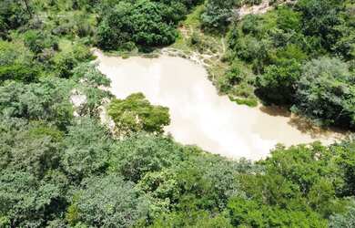 Imagem: A chácara possui 1.000m² de Área e está localizado em Esmeraldas