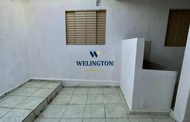 Imagem 11: Barracão no Bairro de Lourdes