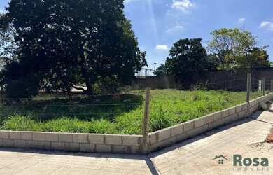 Imagem: O terreno possui 1.381m² de Área e está localizado em Santa