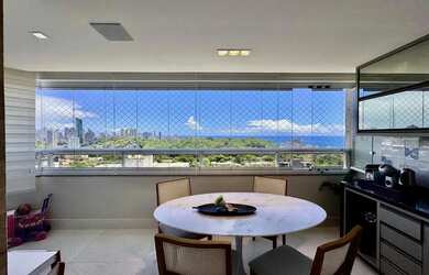 Imagem: O apartamento possui 3 Dormitórios, 3 Banheiros, 2 Vagas na