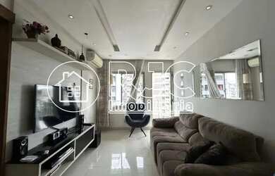 Imagem: O apartamento possui 2 Dormitórios, 3 Banheiros, 1 Vaga na