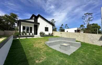 Imagem 2: Casa com 2 Quartos à Venda, 70 m² por R$ 425.000 - Maricá - Maricá/RJ