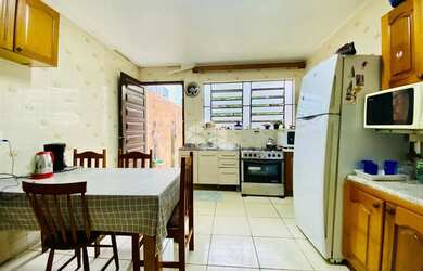 Imagem 9: Casa a venda com 3 dormitórios e 3 banheiros no Bairro Medianeira em Santa Maria