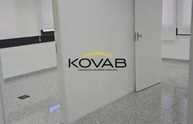 Imagem: O depósito possui 1 Vaga na garagem e 43m² de Área e está