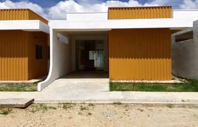 Imagem: A casa em condomínio possui 3 Dormitórios, 2 Banheiros, 1