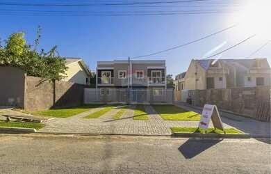 Imagem: A casa possui 3 Dormitórios, 3 Banheiros, 1 Vaga na garagem