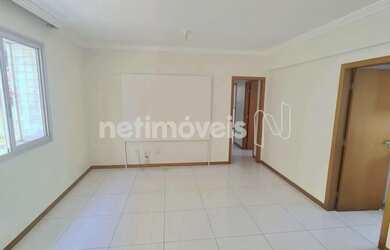 Imagem: O apartamento possui 3 Dormitórios, 3 Banheiros, 2 Vagas na