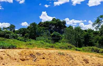 Imagem: O terreno possui 10m² de Área, Imóvel novo e está localizado