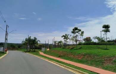 Imagem: O terreno possui 313m² de Área e está localizado em Jardins