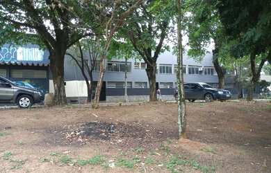 Imagem 12: Galpão/Depósito/Armazém para aluguel possui 2300 metros quadrados em...