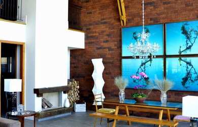 Imagem: A casa em condomínio possui 4 Dormitórios, 4 Banheiros, 5